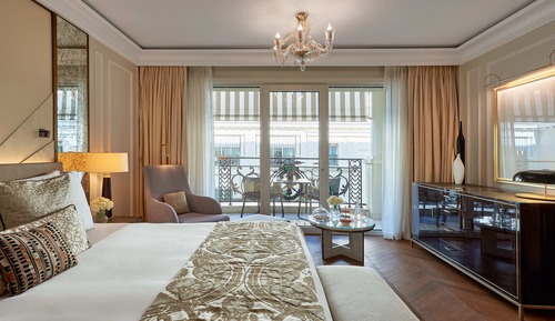 Prestige Room - Patio view