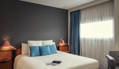 Suite, 1 King Bed