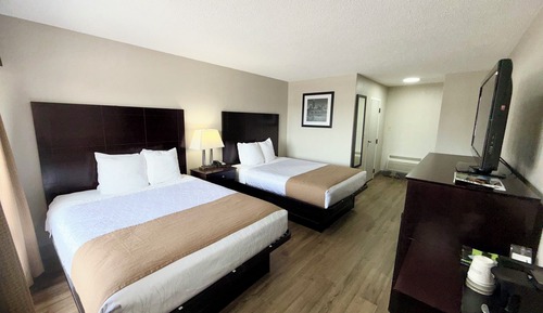 Room, 2 Queen Beds, Non Smoking