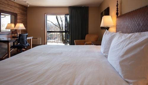 Standard King Room with Riverview