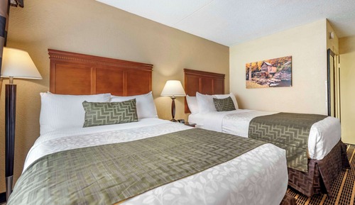 Standard Room, 2 Double Beds, Non Smoking, Refrigerator & Microwave