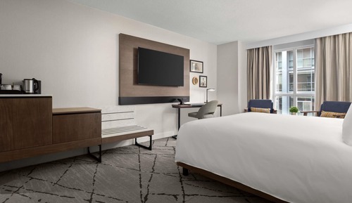 Superior Room, 1 King Bed