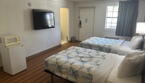 Deluxe Room, 2 Double Beds, Non Smoking, Refrigerator & Microwave