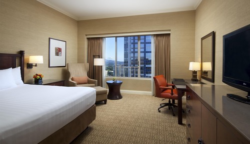 Room, 1 King Bed, Accessible (Shower)