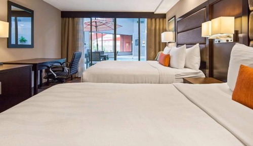 Standard Room, 2 Queen Beds, Non Smoking