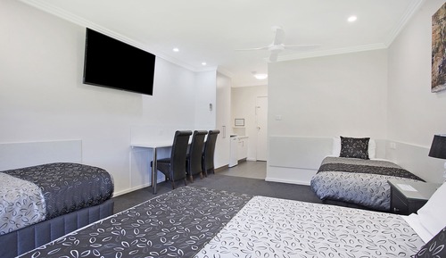 Standard Room, Multiple Beds, Non Smoking