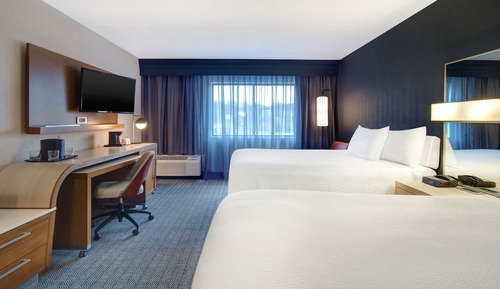 Room, 2 Queen Beds (Hearing Accessible)