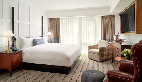 Deluxe Room, 1 King Bed