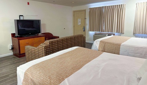 Suite, Multiple Beds, Non Smoking