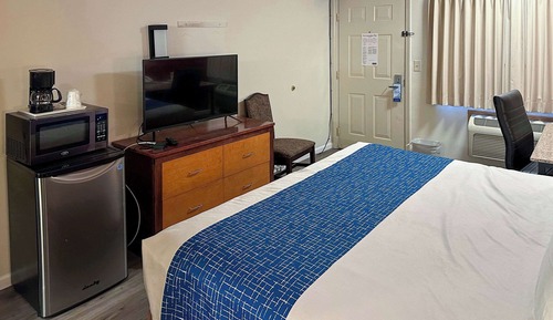 Suite, 1 King Bed, Non Smoking