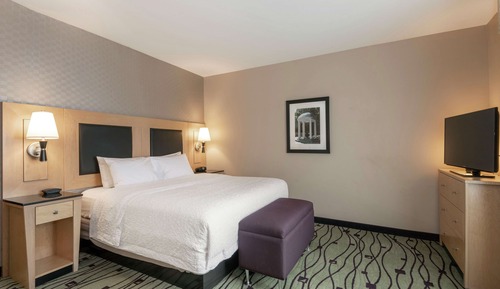 One King Bed