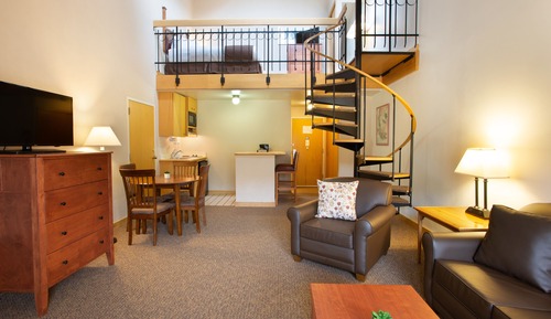 Basic Studio (Lofted)