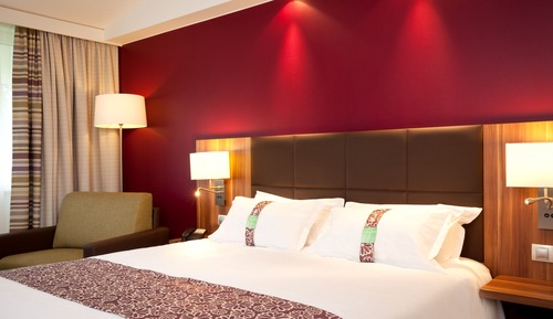 Standard Room, 1 Queen Bed with Sofa bed