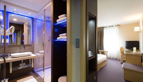 Superior Room, 1 Queen Bed, Non Smoking