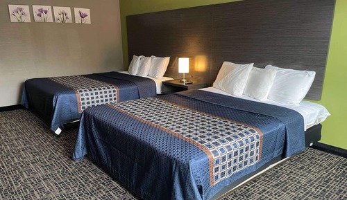Room, 2 Queen Beds, Accessible, Non Smoking (Tub with Grab Bars)