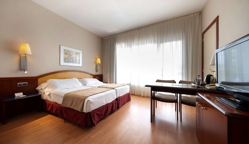 Comfort Room, 2 Twin Beds, Terrace (View)