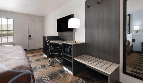 Room, 1 King Bed, Accessible, Non Smoking (Mobility Accessible)