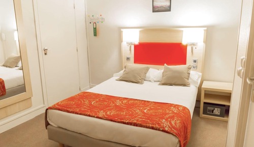 Classic Double Room