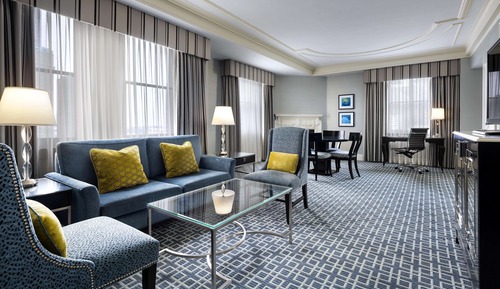 Luxury Suite, 1 King Bed, Non Smoking