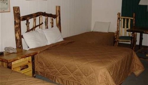 Log Room, 3 Beds, Ground Floor