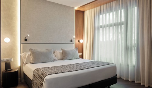 Double Room, City View