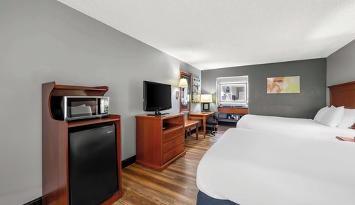 Standard Room, 2 Double Beds, Non Smoking, Refrigerator