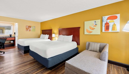 Standard Room, 2 Double Beds, Non Smoking, Refrigerator & Microwave (Pet Friendly)