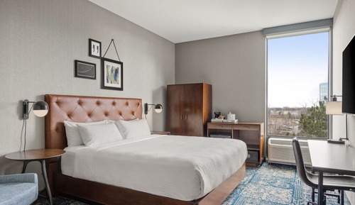 Traditional Room, 1 Queen Bed