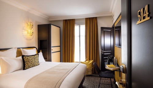 Classic Room, Courtyard View