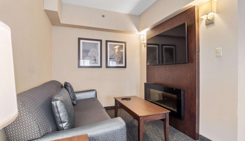 Standard Room, 1 King Bed, Balcony, Tower