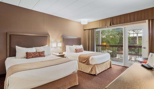 Standard Room, 2 Queen Beds, Refrigerator, Courtyard Area