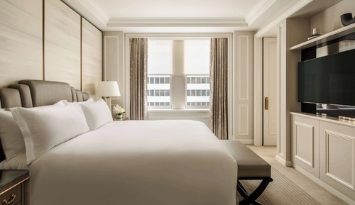 Suite, 2 Bedrooms 1 King 2 Doubles