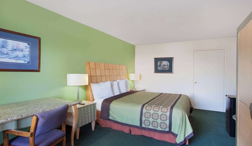 Room, 2 Queen Beds, Smoking