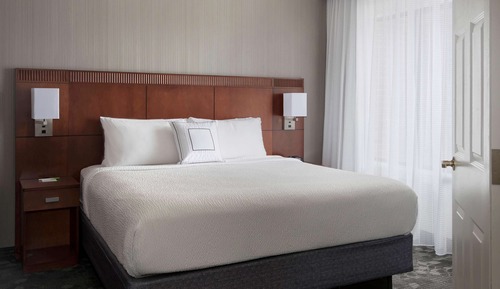 Superior Suite, 1 King Bed with Sofa bed, Patio