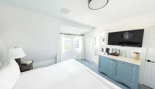 Suite, 1 King Bed, Ocean View (Master)