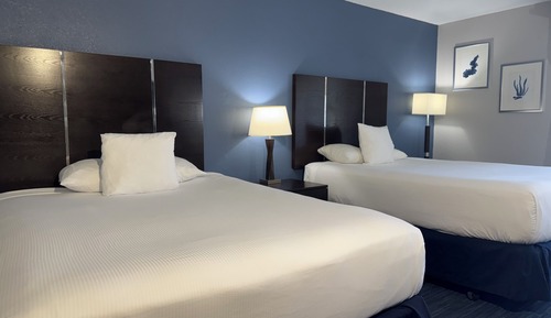 Deluxe, 2 Queen Beds, Balcony