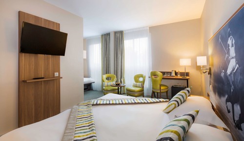 Deluxe Room, 1 King Bed, Non Smoking, Park View (with Sofabed)