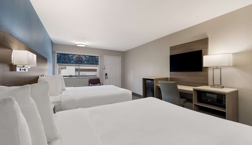 Standard Room, 2 Double Beds, Non Smoking, Kitchenette