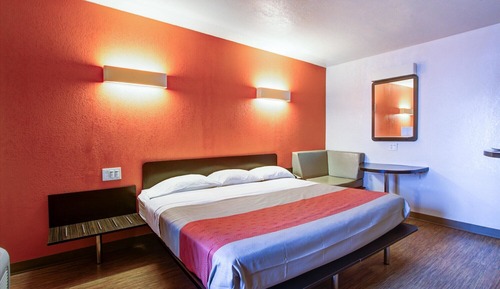 Standard Room, 1 King Bed, Non Smoking