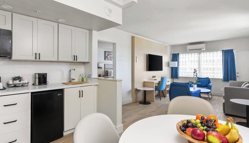 Suite, 2 Double Beds, Ocean View