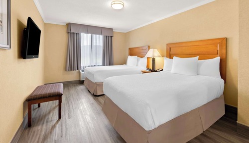 Suite, 2 Double Beds, Non Smoking, Refrigerator & Microwave (Living Room;with Sofabed)
