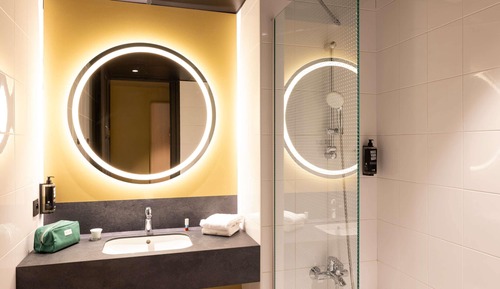 Suite, Multiple Beds