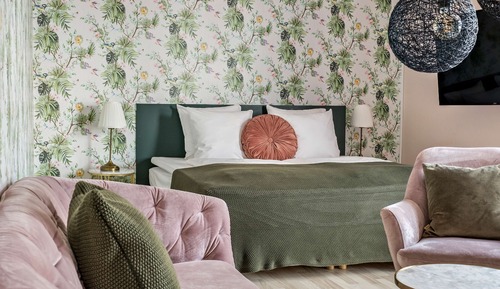 Suite, 1 King Bed, Non Smoking, Bathtub