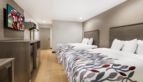 Deluxe Room, 2 Queen Beds, Non Smoking