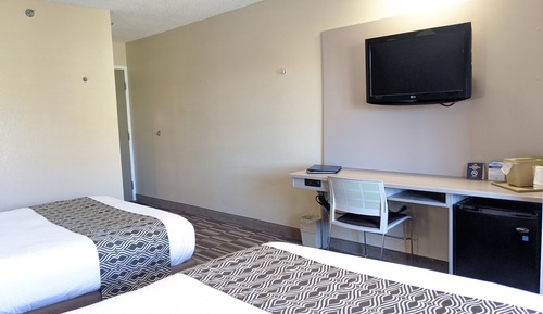 Standard Room, 2 Queen Beds