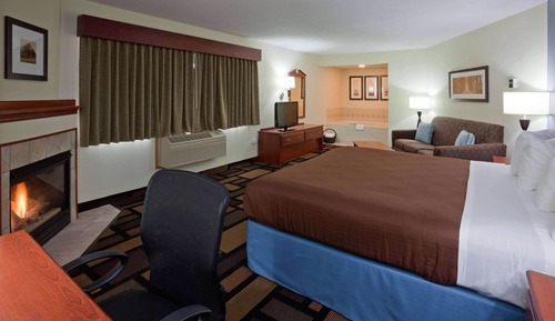 Superior Suite, 1 King Bed, Non Smoking (Efficiency Studio)