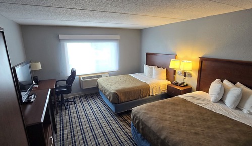 Suite, 2 Queen Beds, Accessible, Non Smoking (Studio)