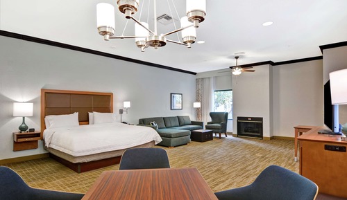 Studio Suite, 1 King Bed, Non Smoking