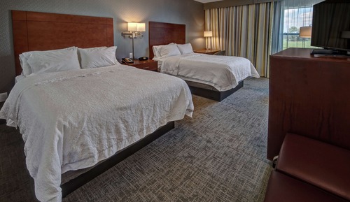Two Queen Beds, Non-Smoking (Hearing Accessories)