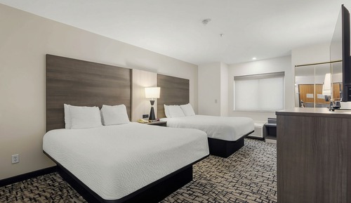 Standard Room, 2 Queen Beds, Non Smoking (Shower Only)